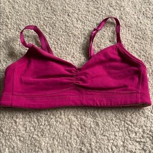 Lululemon sports bra